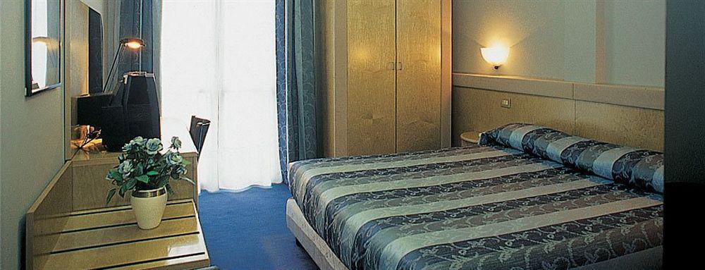 Gamma Hotel 马尔孔 外观 照片